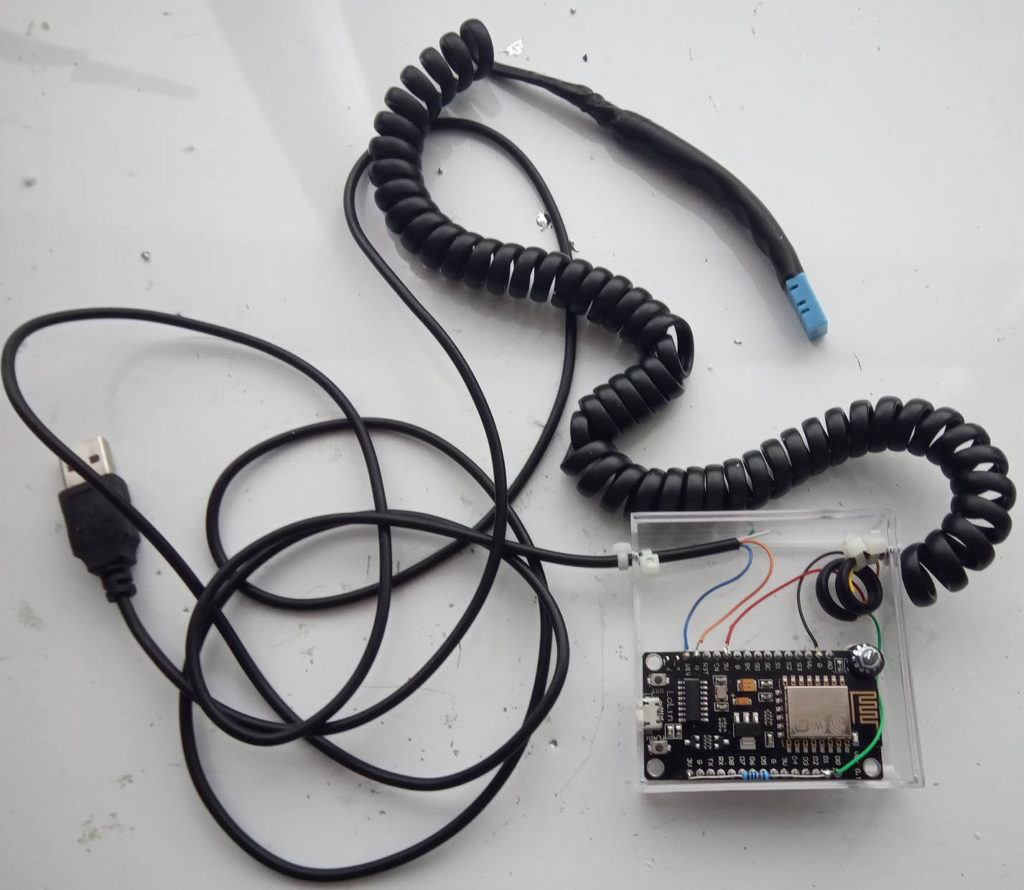 DIY server room monitoring system sensors device